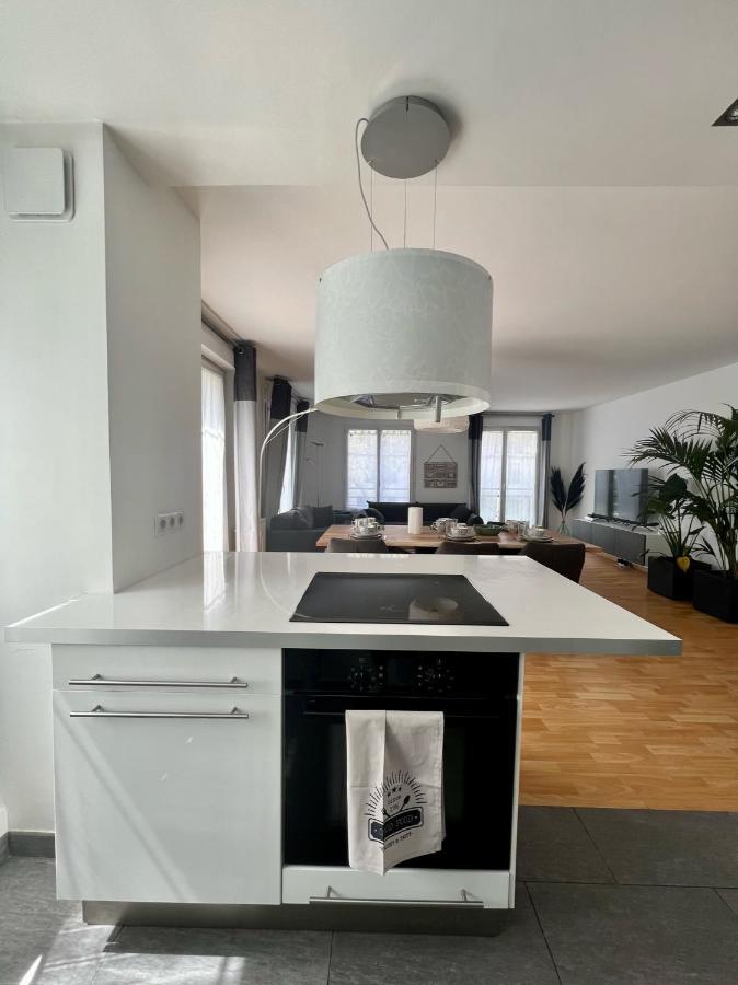 Appartement 100m2 // Ideal Family/friends // 5min Disney/val Deurope *